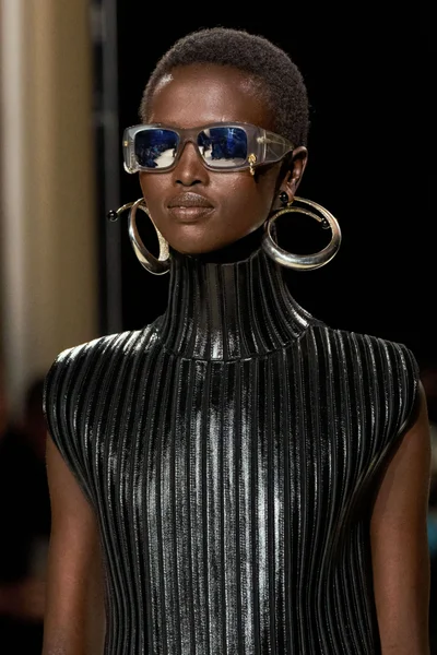 Look 79